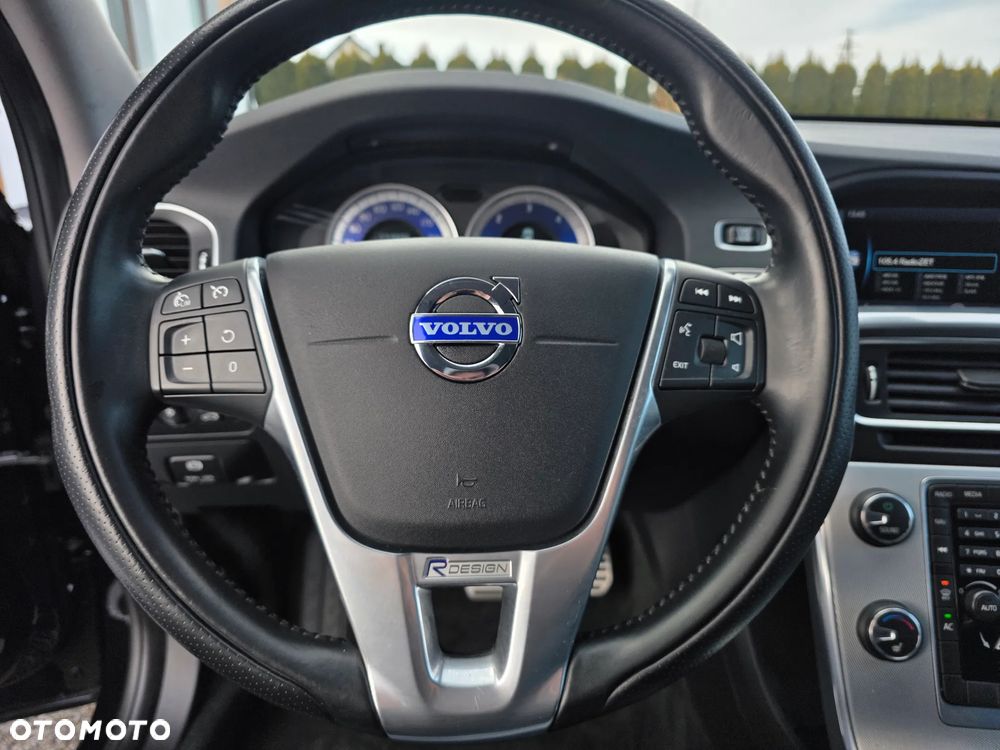 Volvo V60 D3 Geartronic Summum - 27