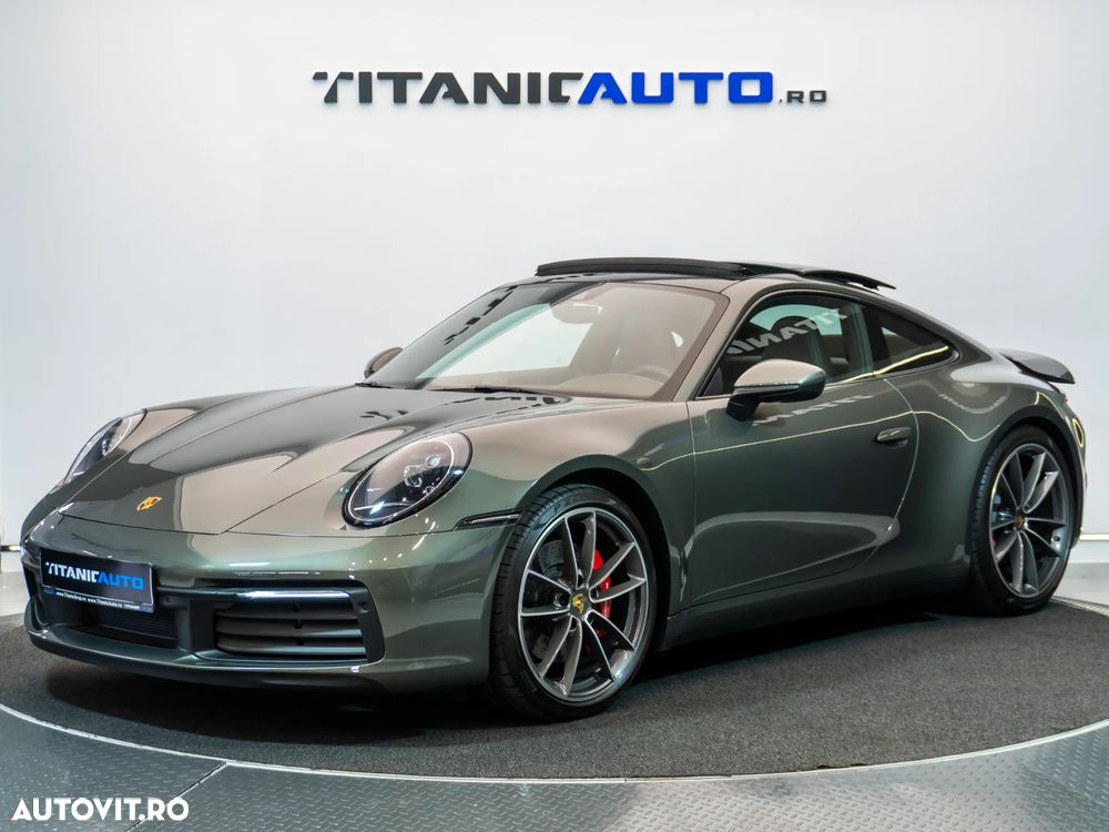 Porsche 911 Carrera 4S - 1