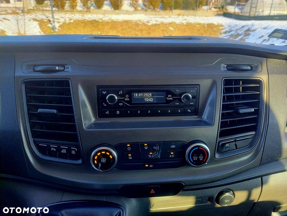 Ford Transit - 27