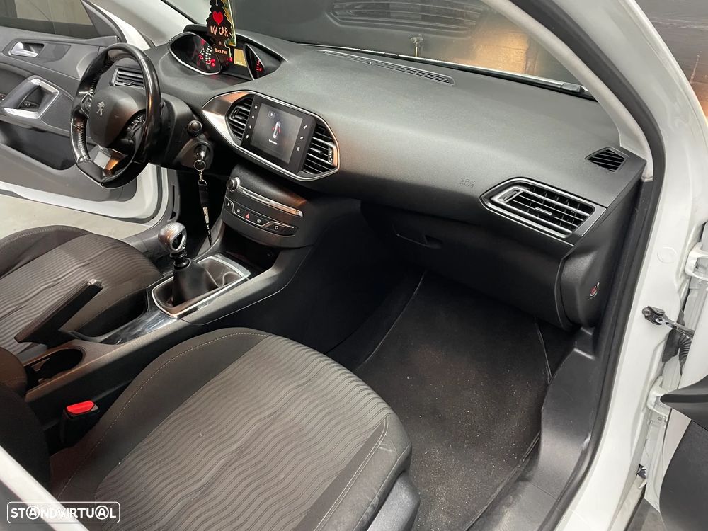 Peugeot 308 SW BlueHDi 120 Stop & Start Active - 6