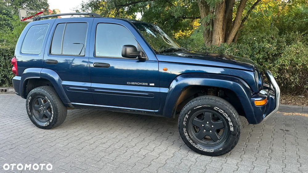 Jeep Cherokee 3.7L Limited - 11