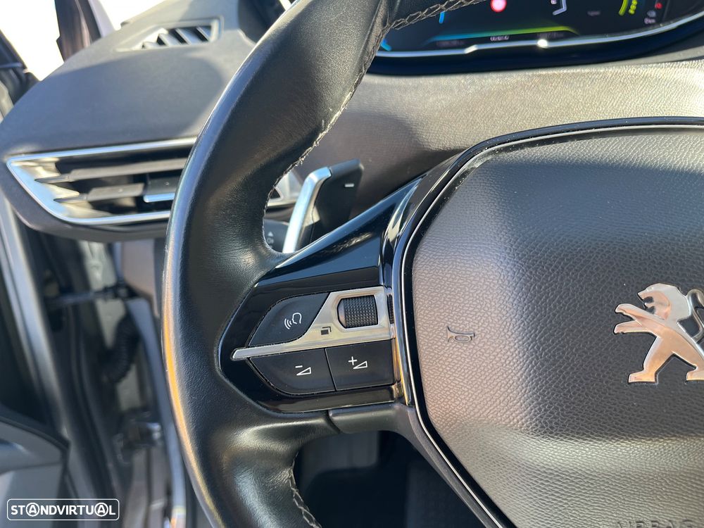 Peugeot 3008 1.6 Hybrid Allure Pack e-EAT8 - 32