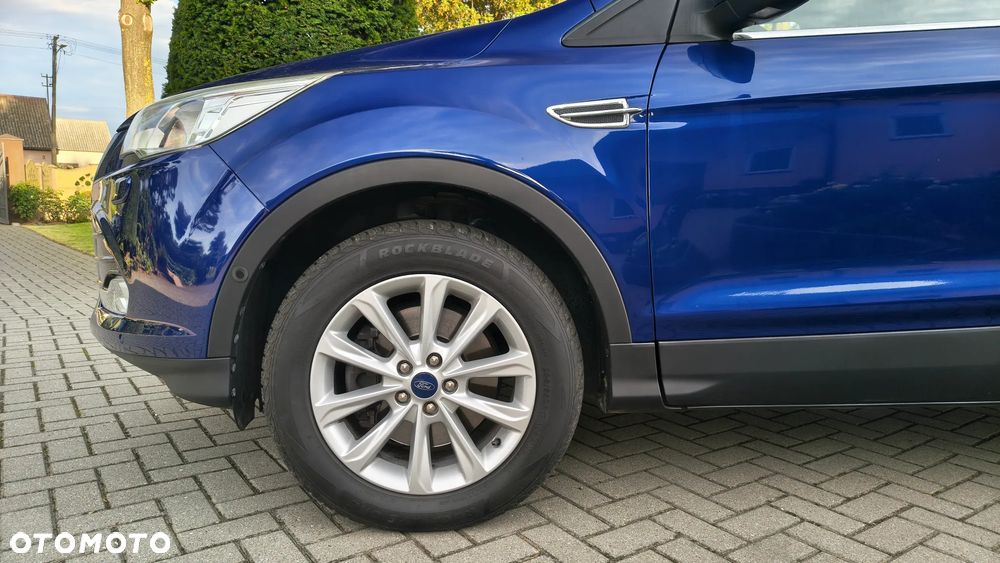 Ford Kuga 2.0 TDCi 4x4 Titanium - 28