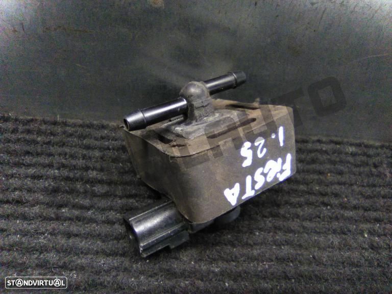 Válvula / Selenoide De Vácuo  Ford Fiesta Iv [1995_2002] 1.25 I - 2