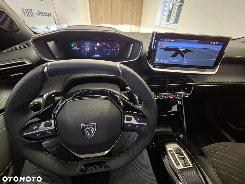 Peugeot 2008 - 18