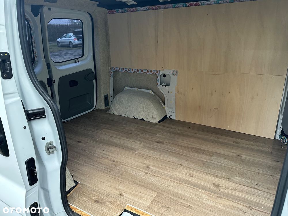 Renault Trafic - 11