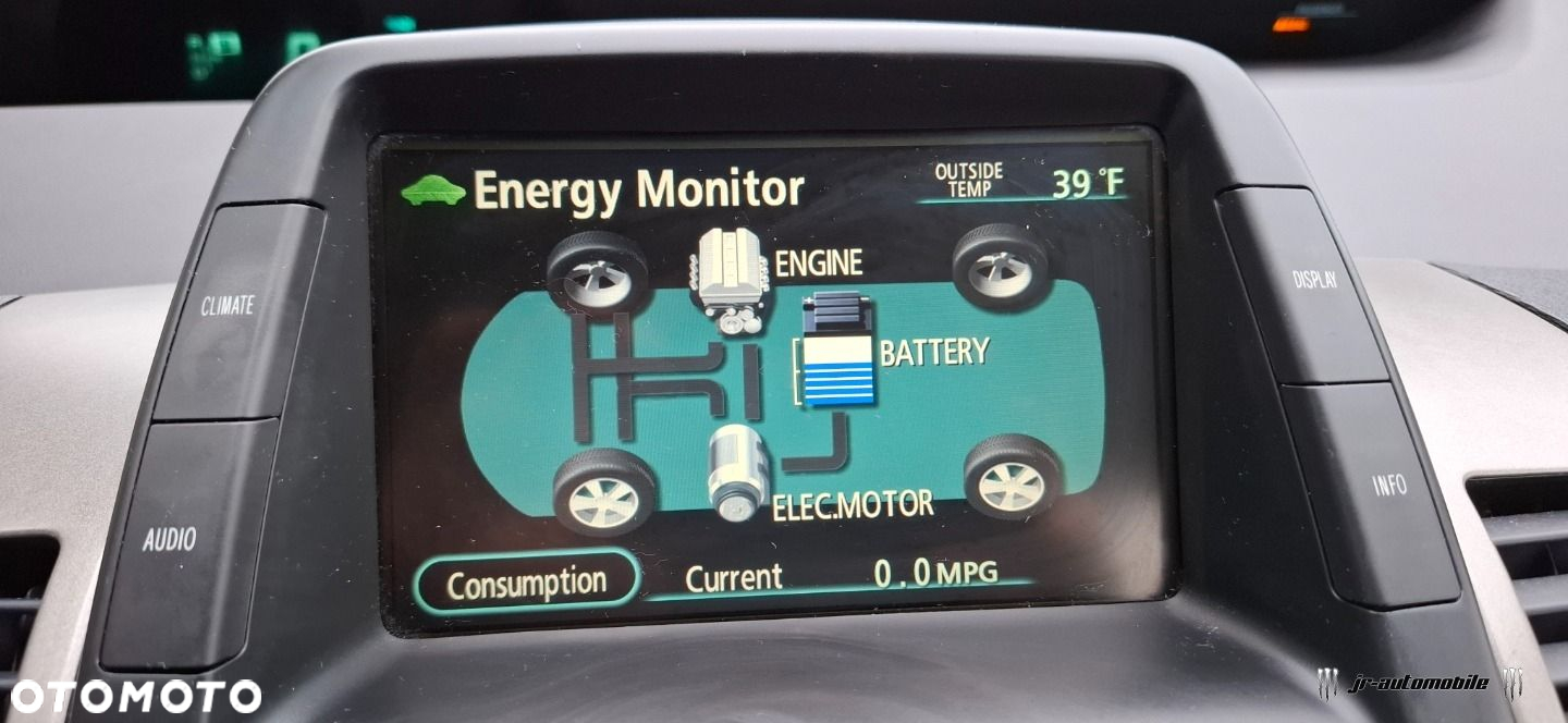 Toyota Prius - 10
