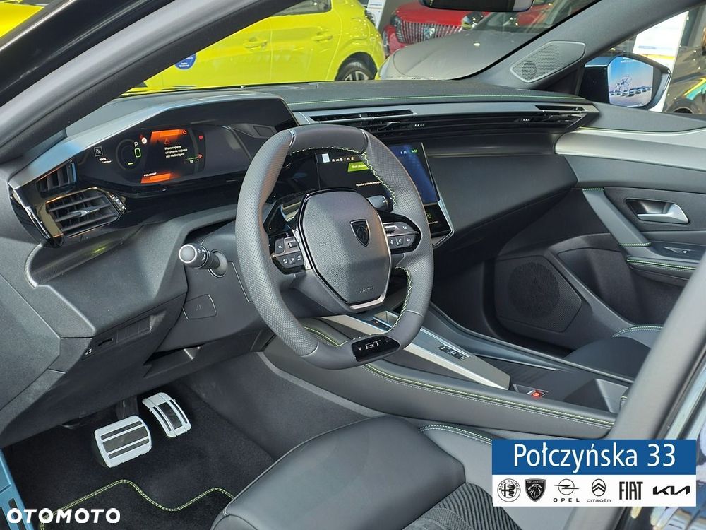 Peugeot 408 - 9