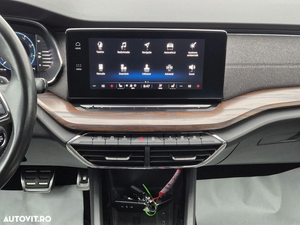 Skoda Octavia Combi 2.0 TDI DSG 4X4 Scout - 18