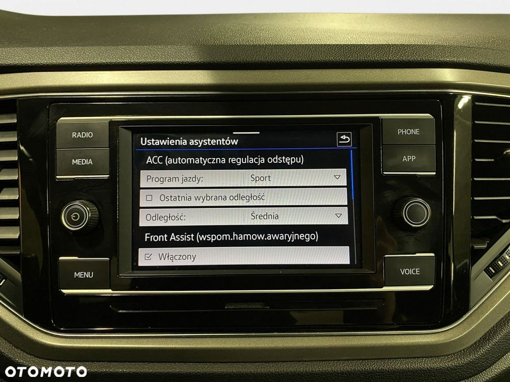 Volkswagen T-Roc - 29