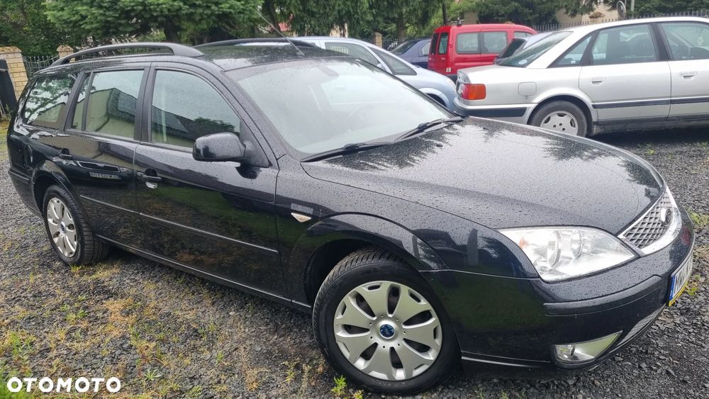 Ford Mondeo 1.8 Ambiente X - 1