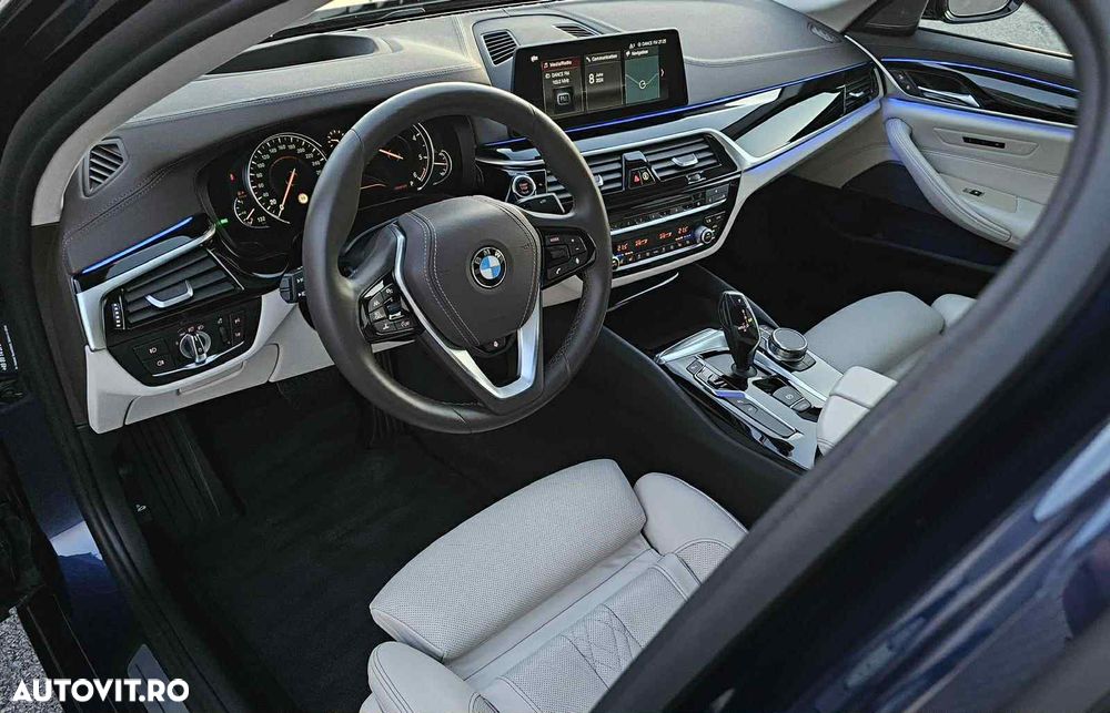 BMW Seria 5 525d Aut. Sport Line - 4