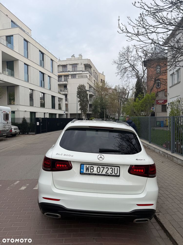 Mercedes-Benz GLC 200 d 4-Matic - 4