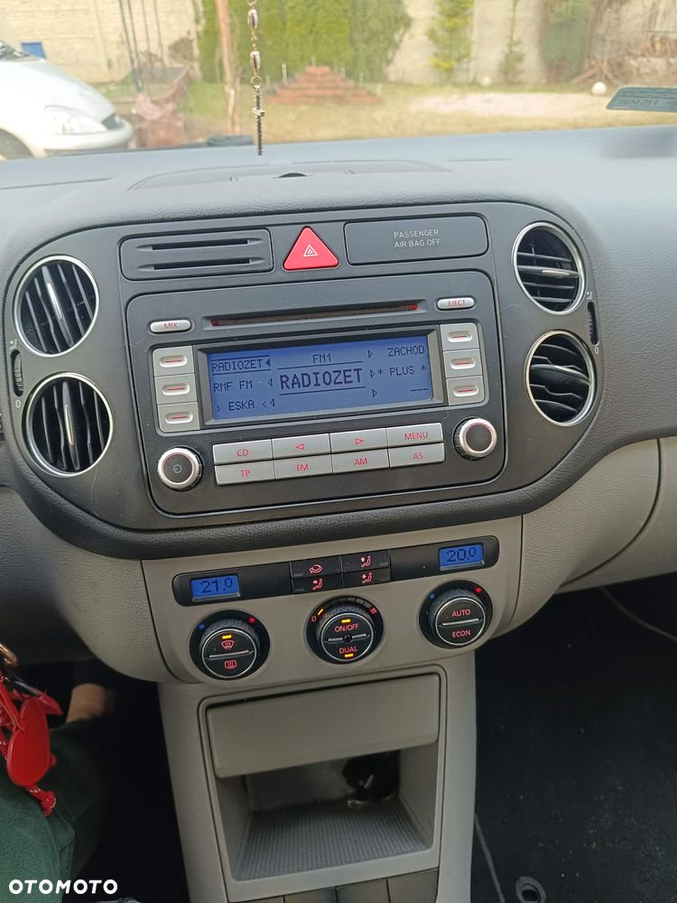 Volkswagen Golf Plus 1.6 FSI Comfortline - 10