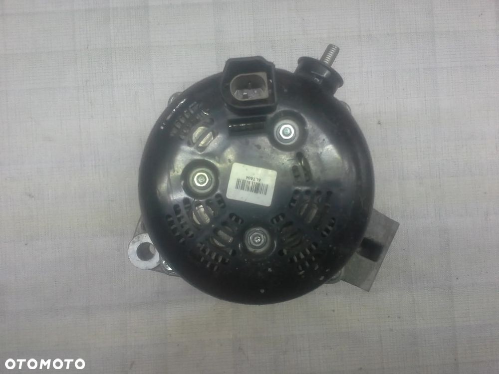 Jaguar XF X250 3.0 TD V6 alternator - 9