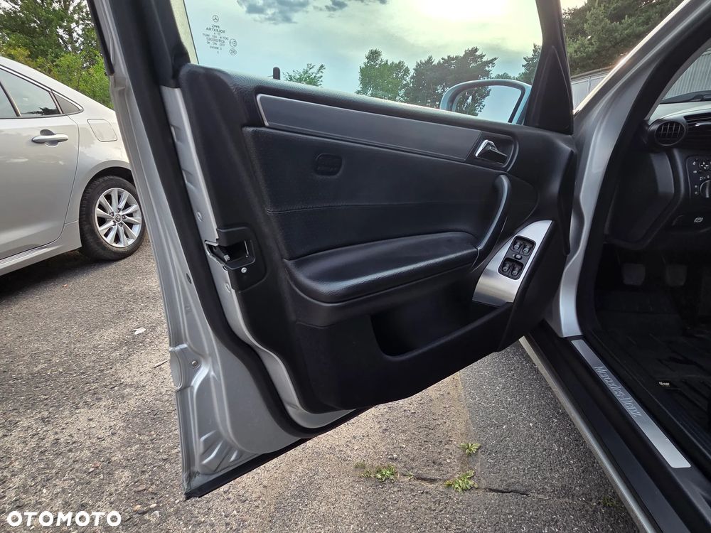 Mercedes-Benz Klasa C 220 T CDI Avantgarde - 18