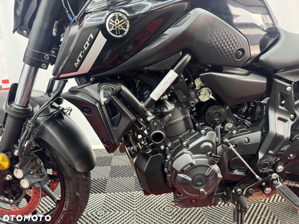 Yamaha MT - 13