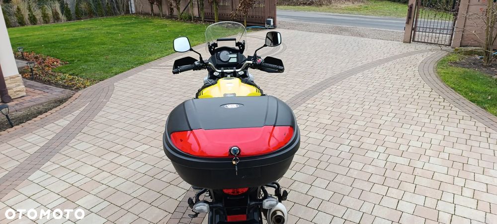 Suzuki V-STROM - 8