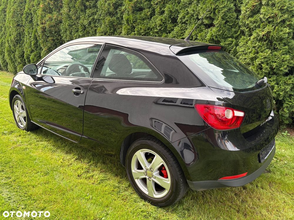 Seat Ibiza SC 1.4 16V Style - 4