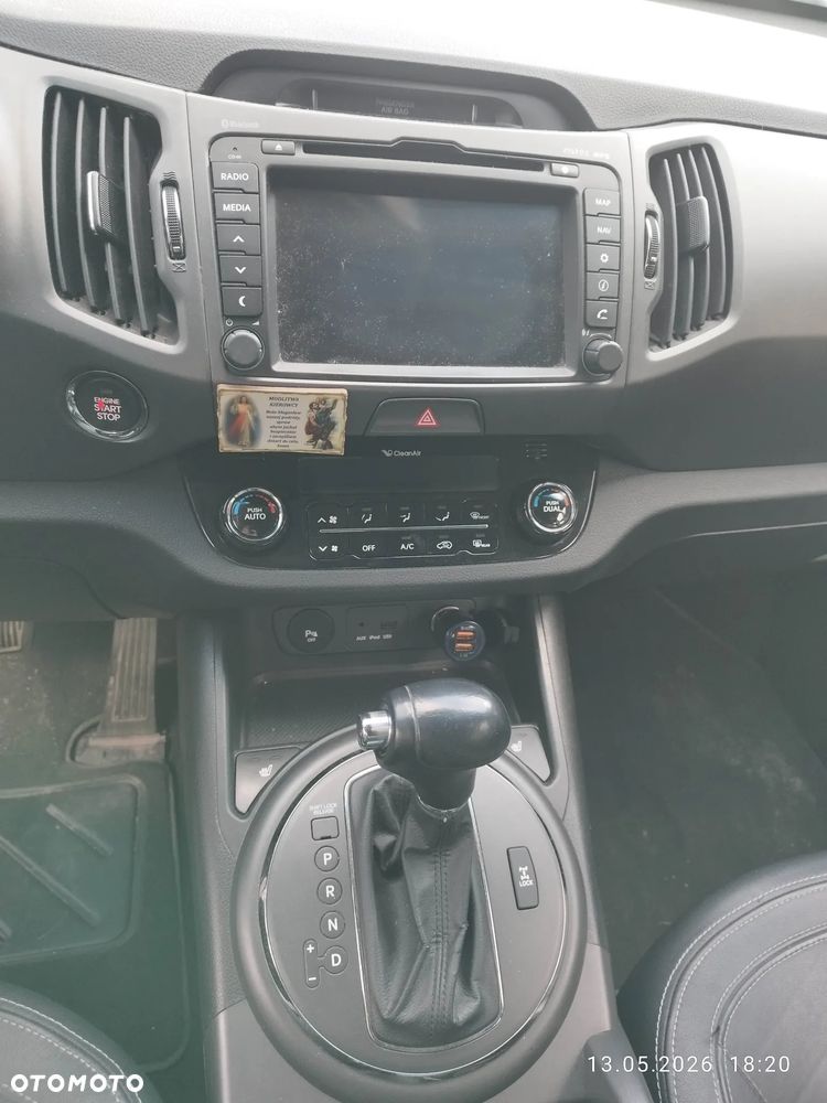Kia Sportage 2.0 CRDI 4WD Automatik Dream-Team Edition - 7