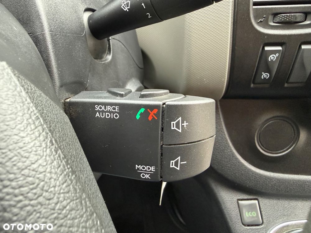Renault Trafic - 13