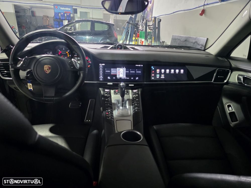 Porsche Panamera Platinum Edition - 17