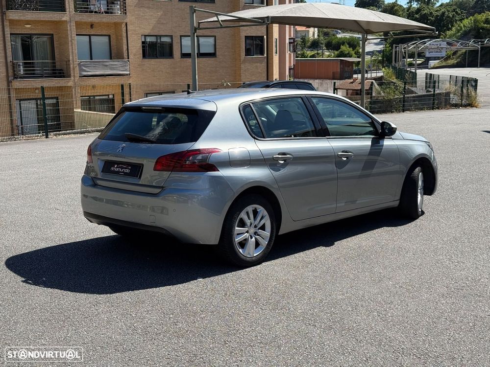 Peugeot 308 - 7