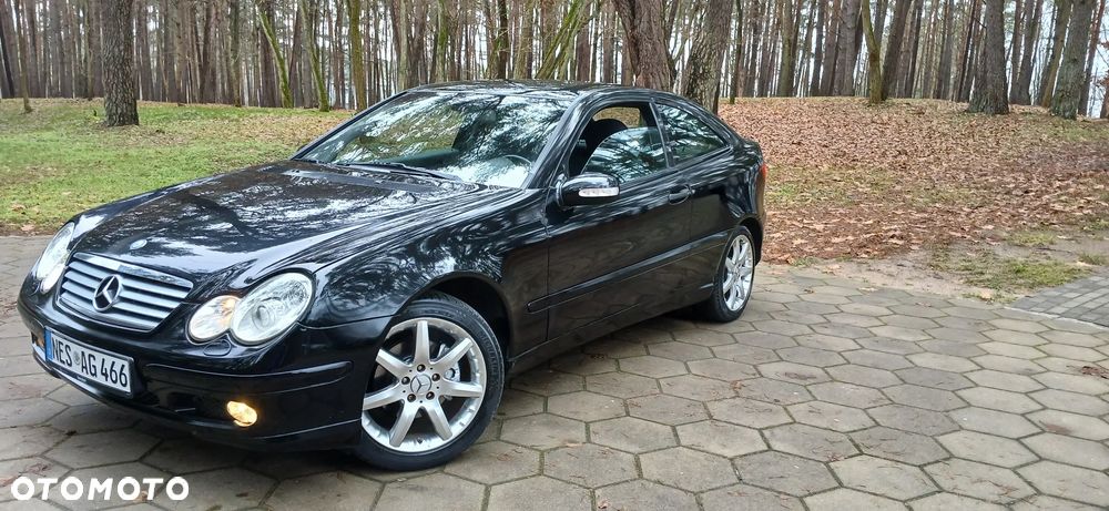 Mercedes-Benz Klasa C 200 Kompressor Sportcoupe - 4