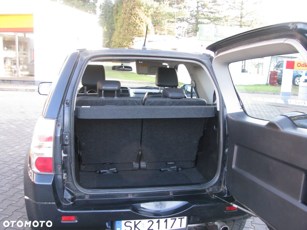 Suzuki Grand Vitara 1.6 Club - 14