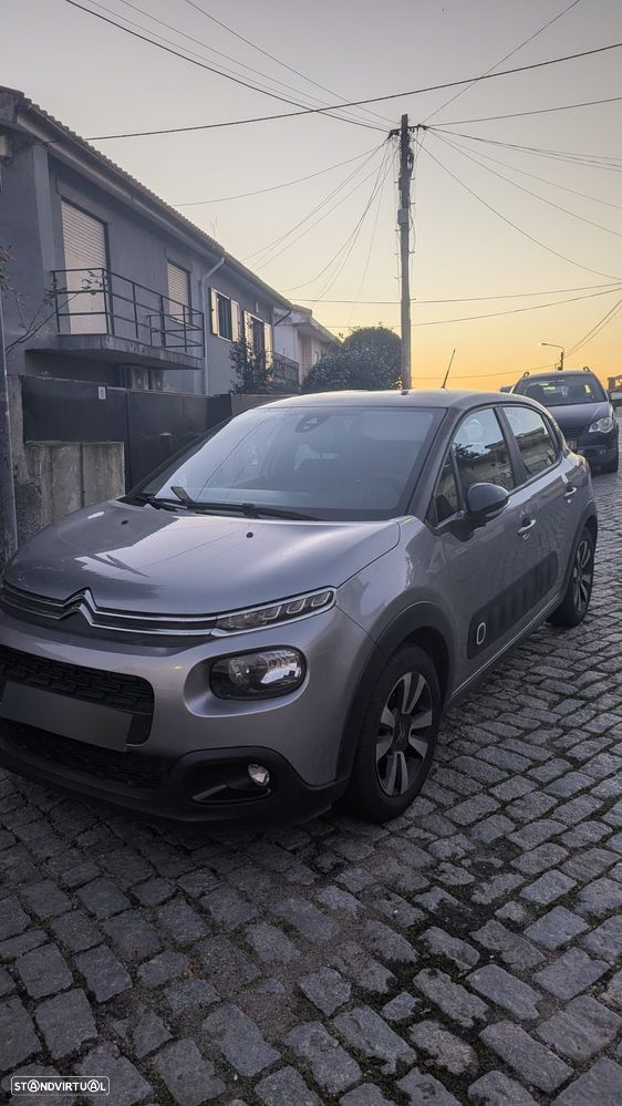 Citroën C3 1.2 PureTech Shine - 1