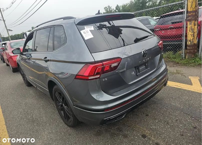 Volkswagen Tiguan - 5
