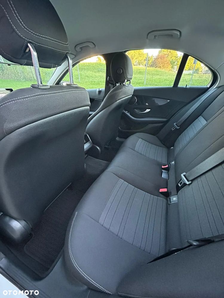 Mercedes-Benz Klasa C 160 9G-TRONIC - 14