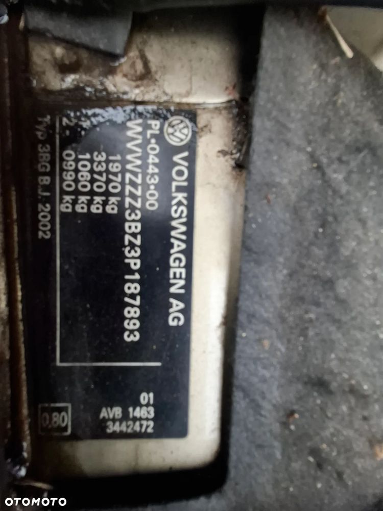 Volkswagen Passat 1.9 TDI Comfortline - 8