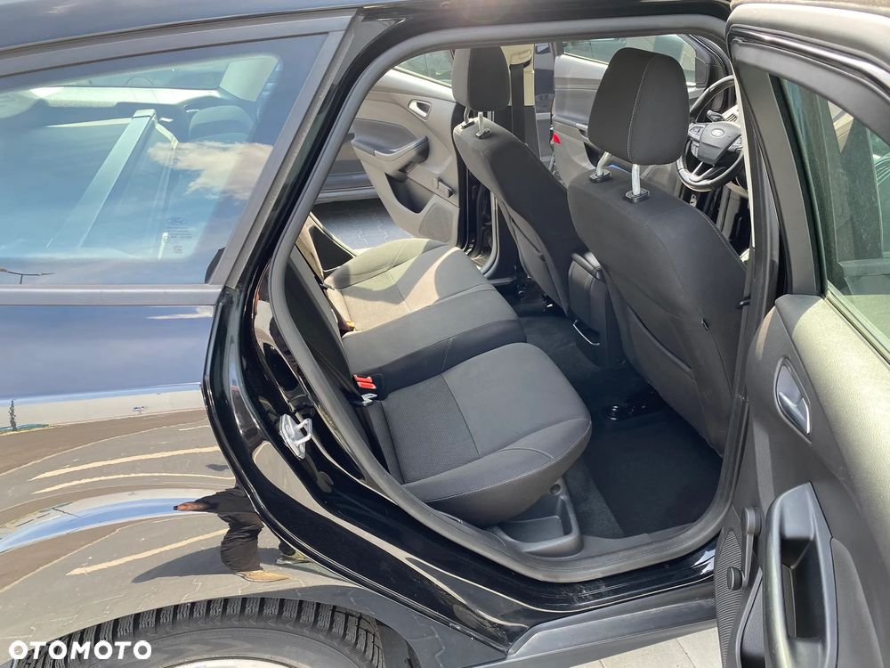 Ford Focus 1.5 TDCi Trend - 11