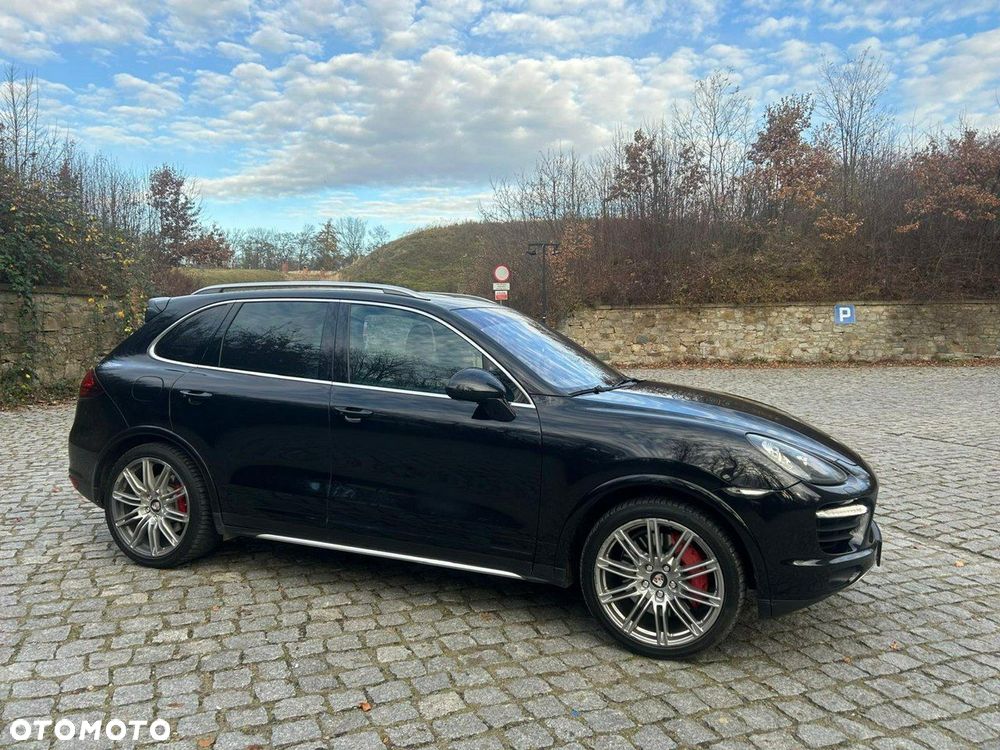 Porsche Cayenne - 6
