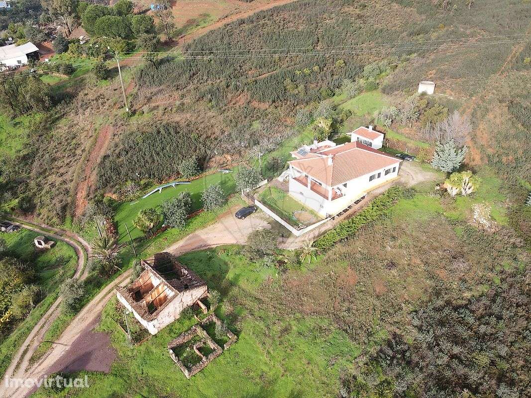 Moradia T4 para venda - Grande imagem: 2/47