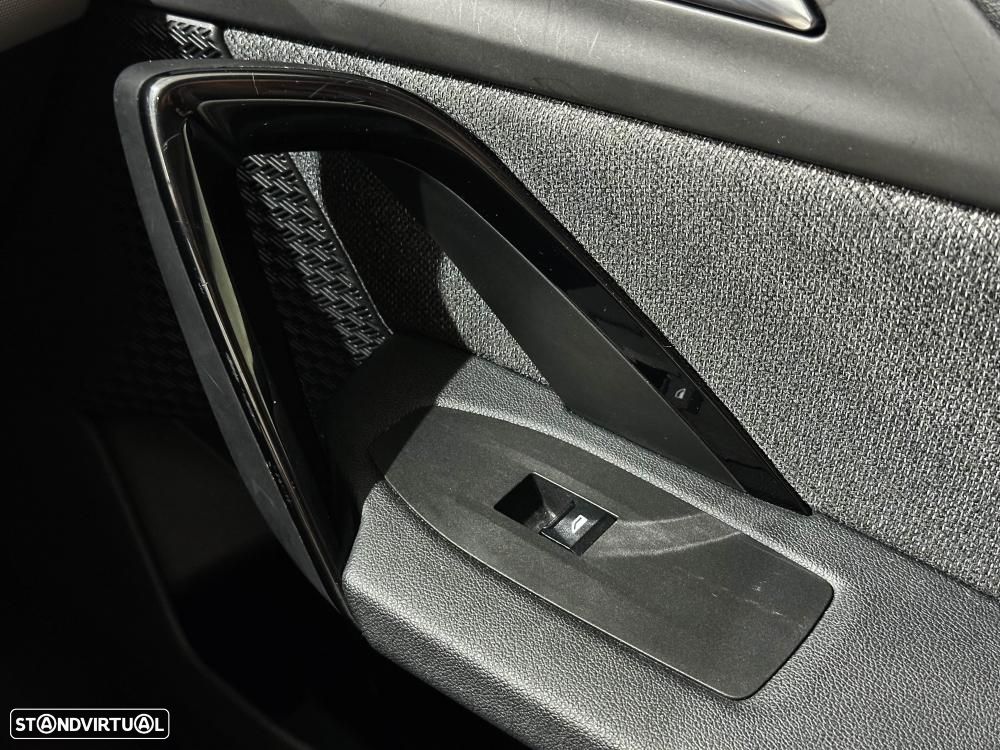 BMW iX1 xDrive30 - 30