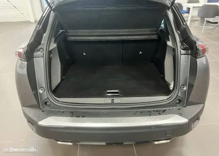 Peugeot 2008 PureTech 130 EAT8 Allure Pack - 10