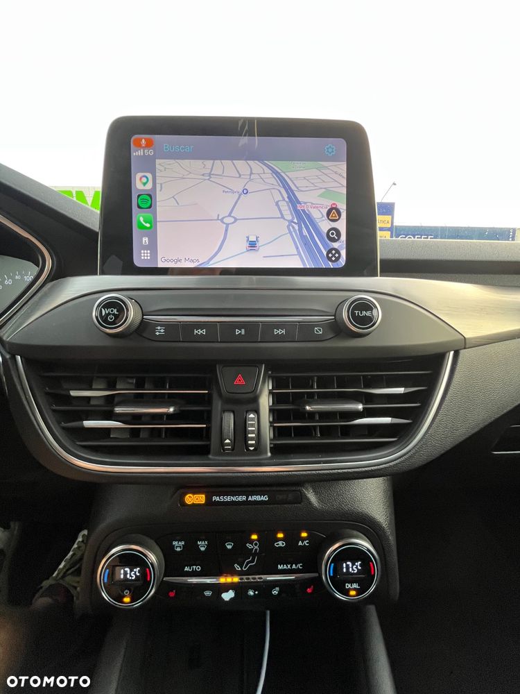 Ford Focus 2.0 EcoBlue Titanium - 13