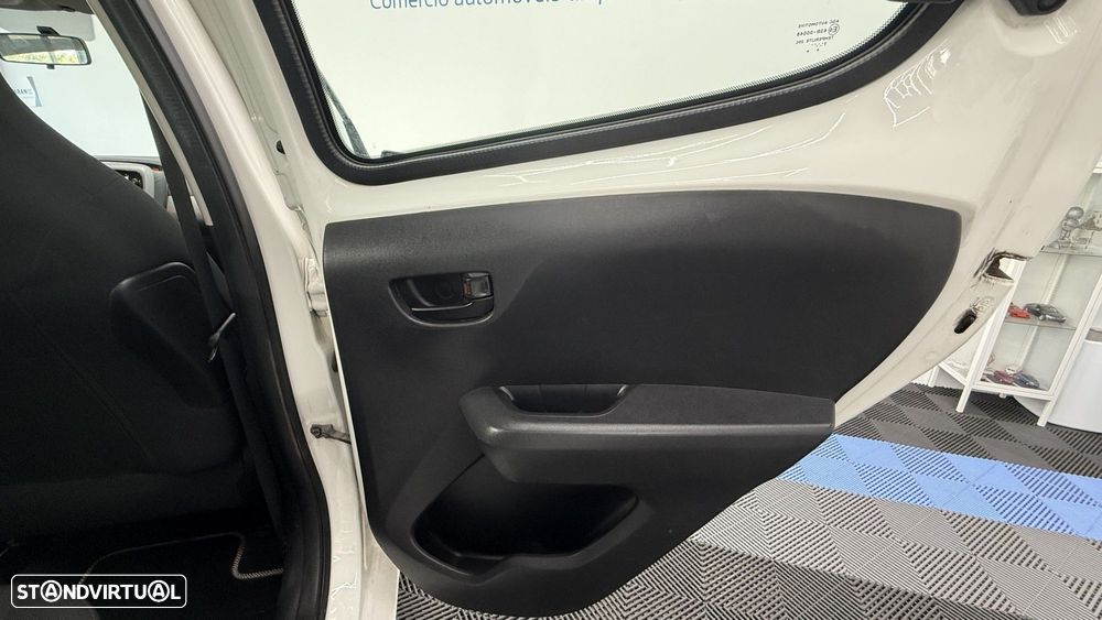 Peugeot 108 1.2 VTi Allure - 22