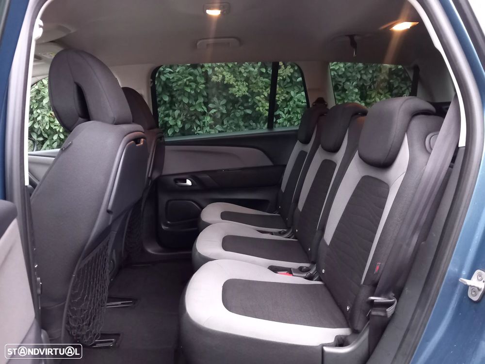 Citroën C4 Grand Picasso 1.6 e-HDi Intensive ETG6 J17 - 12