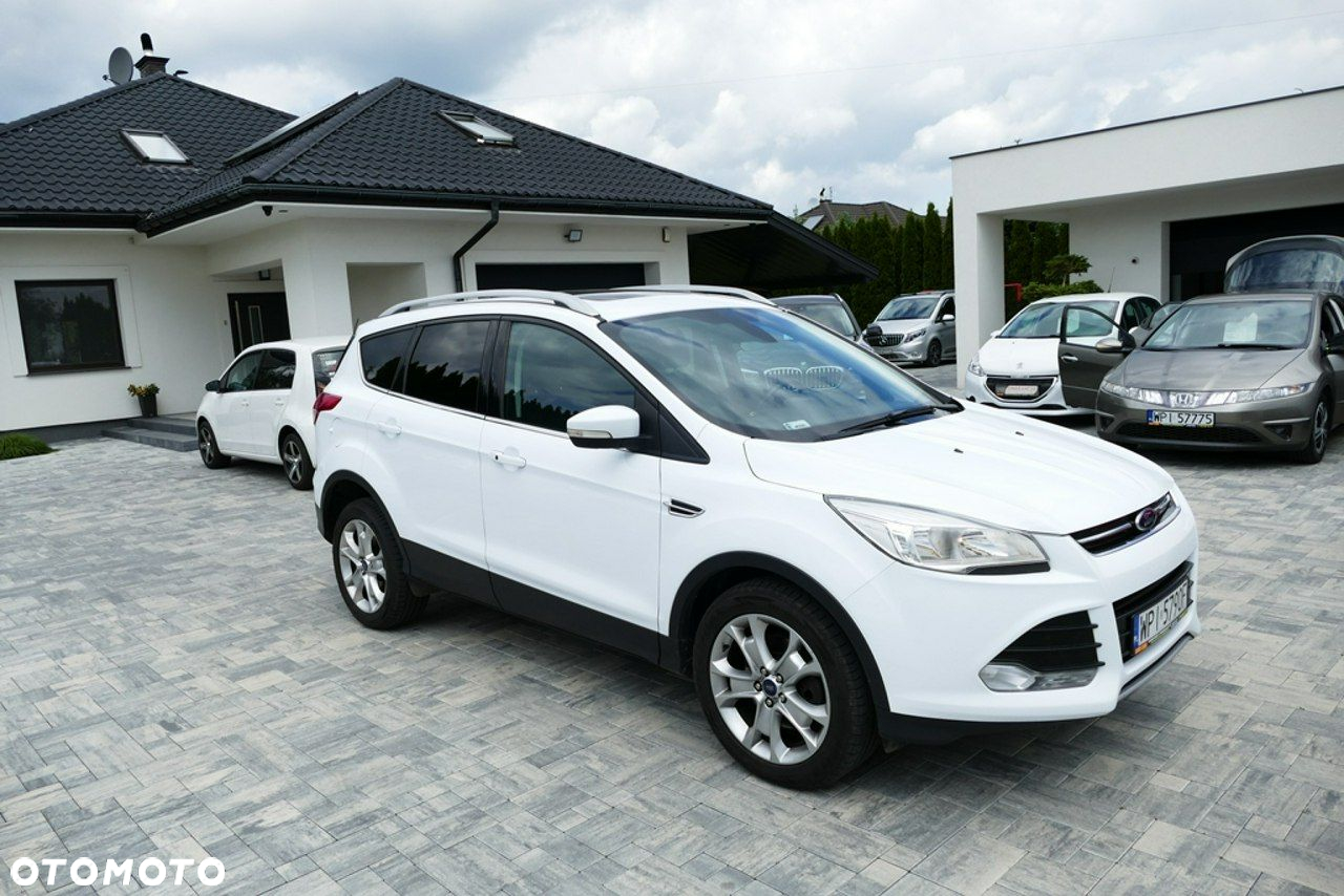 Ford Kuga 2.0 TDCi 2x4 Titanium - 2