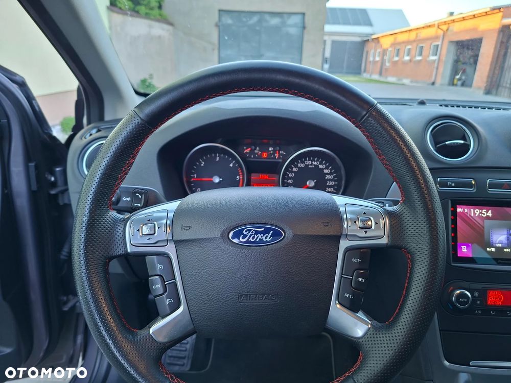 Ford Mondeo 2.0 TDCi Trend - 10