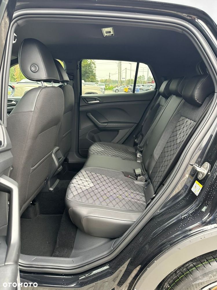 Volkswagen T-Cross 1.0 TSI R-Line Plus DSG - 13