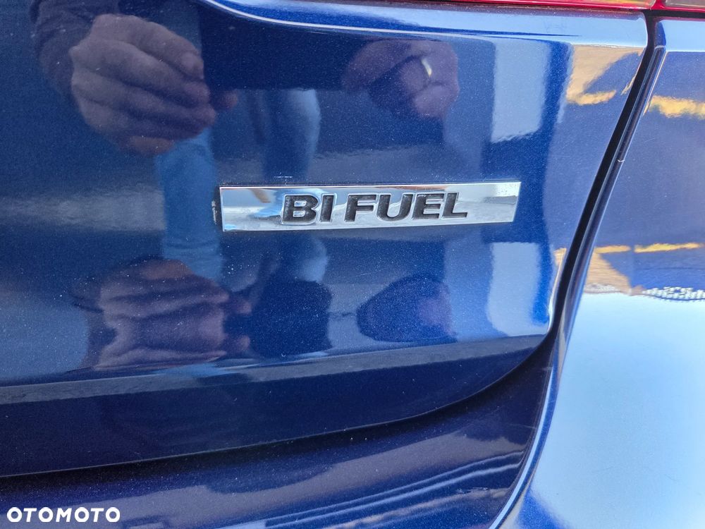 Volkswagen Golf 1.6 Comfortline - 25