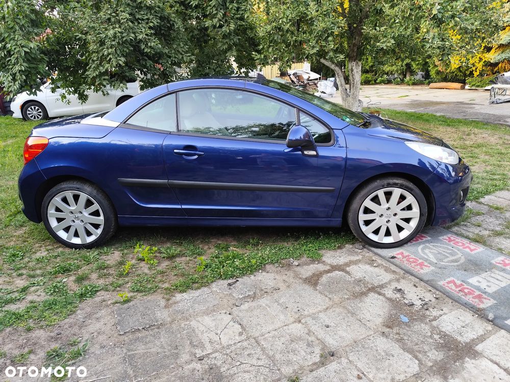 Peugeot 207 CC 1.6 Intense - 2