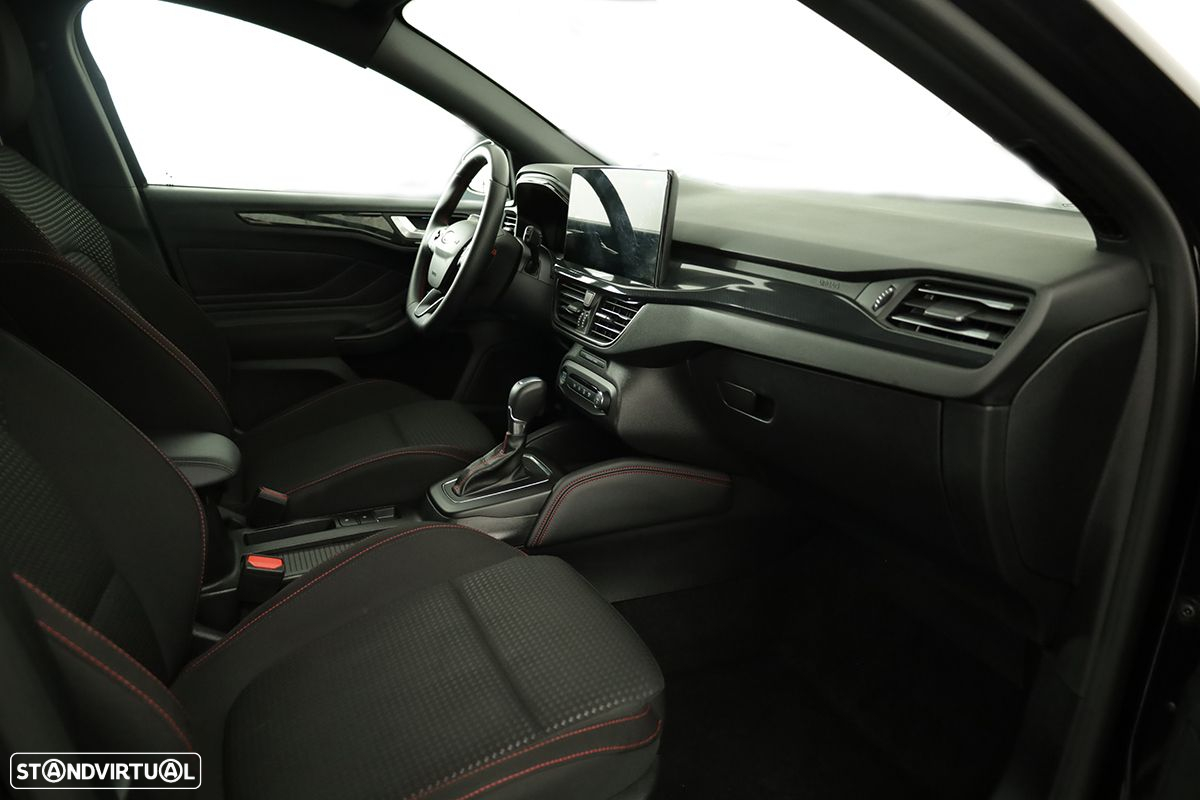 Ford Focus - 21