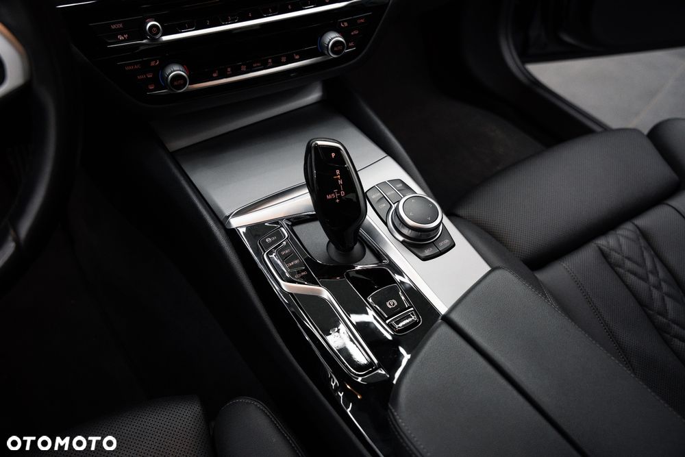 BMW Seria 5 520d mHEV Business Edition - 22