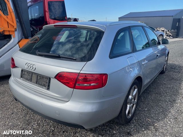 Dezmembrez Audi A4 B8 an 2010 Motor 1.8 TFSI 160cp CDH Xenon - 4