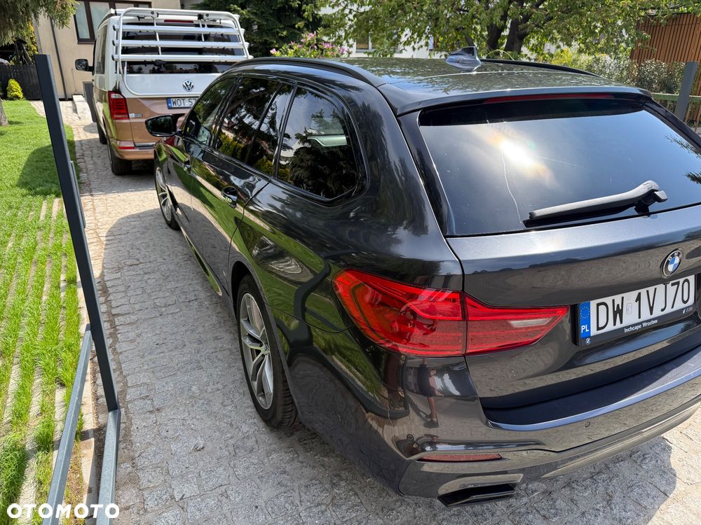 BMW Seria 5 520d M Sport Edition - 4